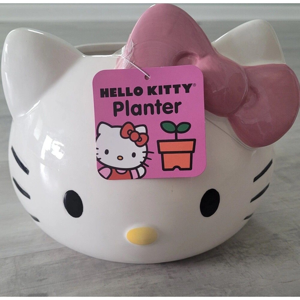 Hello Kitty Ceramic Planter Hand Painted Large Pink Bow New with tag